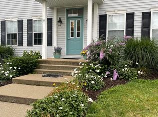 27 Dornoch St UNIT D, Valparaiso, IN 46385