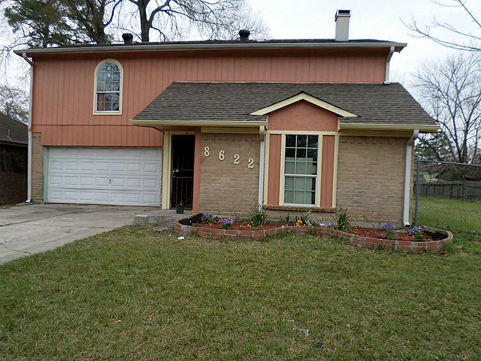 1st image of 8622 Valley Flag Dr