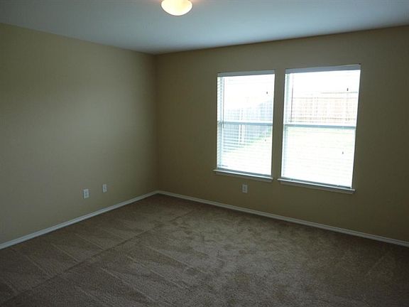 4th image of 22922 Oak Mark Ln