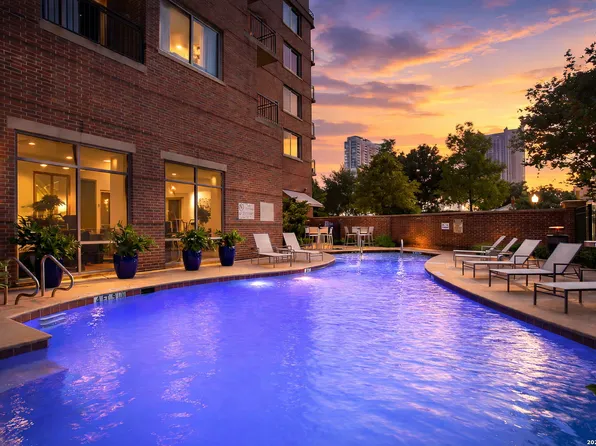 215 N Center #804, San Antonio, TX 78202