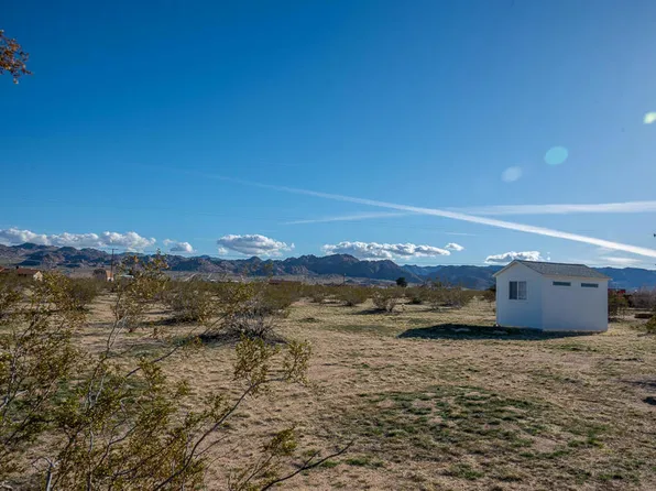 63581 4th St S, Joshua Tree, CA 92252