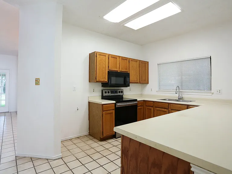 11009 Almond Park — Photo 12