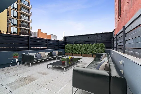 Rented by REAL New York | media 2