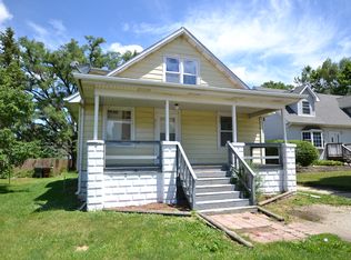 215 Cameron Ave, Lockport, IL 60441