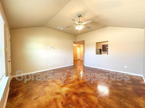 2nd image of 1005A San Saba Ct