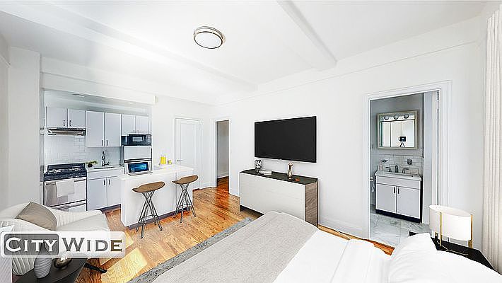 1st image of 140 E 46th St APT 2T