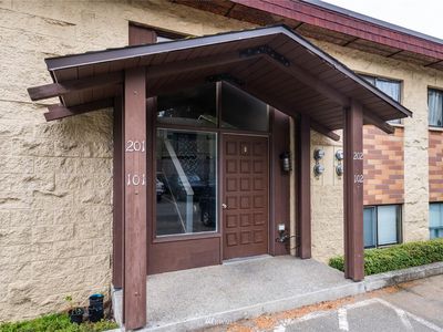 51 NW Columbia Dr APT 201, Oak Harbor, WA, 98277