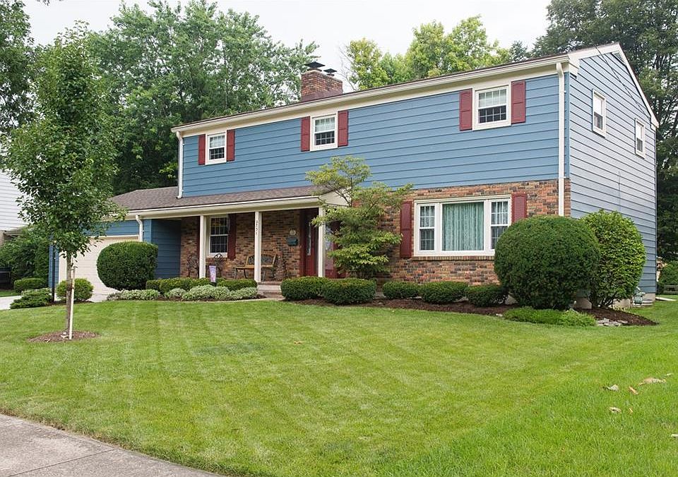 1st image of 2731 Woodford Dr