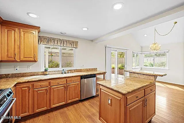 6916 Pala Mesa Dr — Photo 8