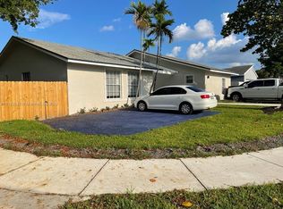 16621 SW 105th Ave, Miami, FL 33157