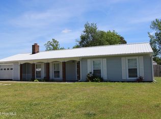 102 Shipman Rd, Havelock, NC 28532