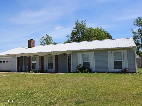 102 Shipman Road, Havelock, NC 28532