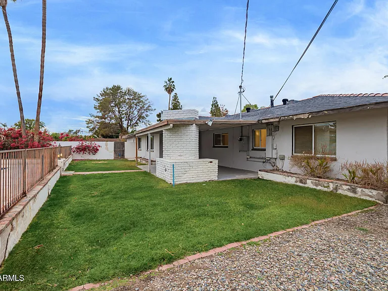 5401 E Exeter Blvd — Photo 46