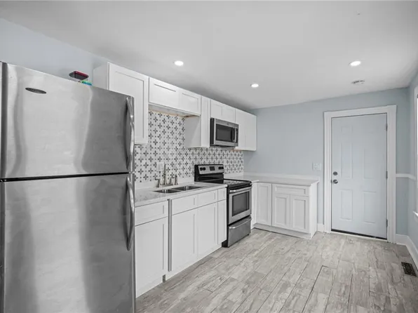 10 Howard Ave, Coventry, RI 02816