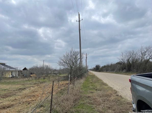 1703 Plant Rd. LOT 10, Luling, TX 78130