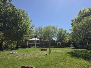 3508 540th St SW, Riverside, IA 52327