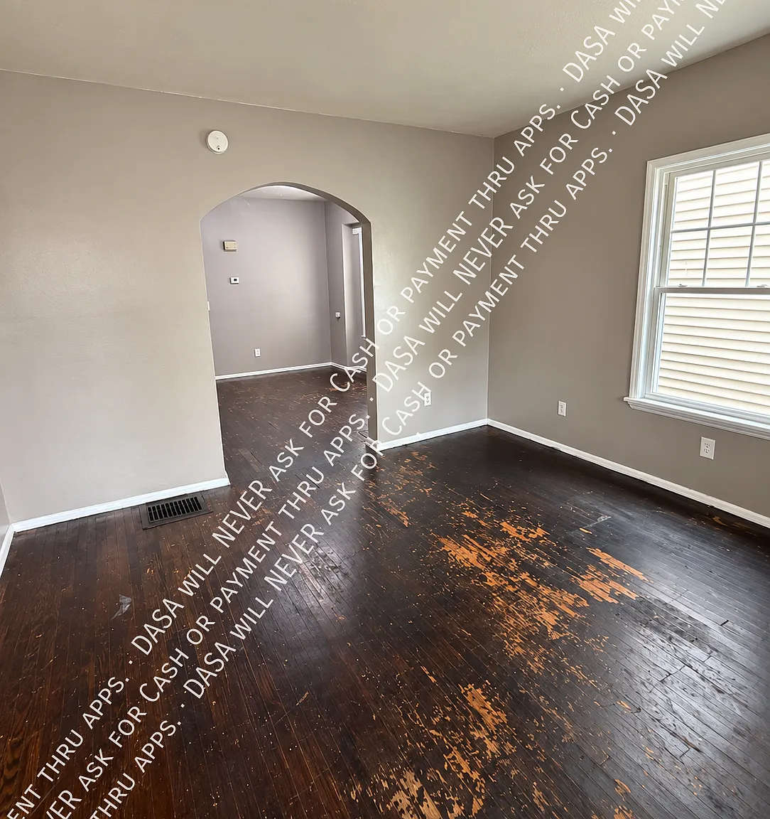 169 Rosewood - 2 Bed / 1 Bath — Photo 3