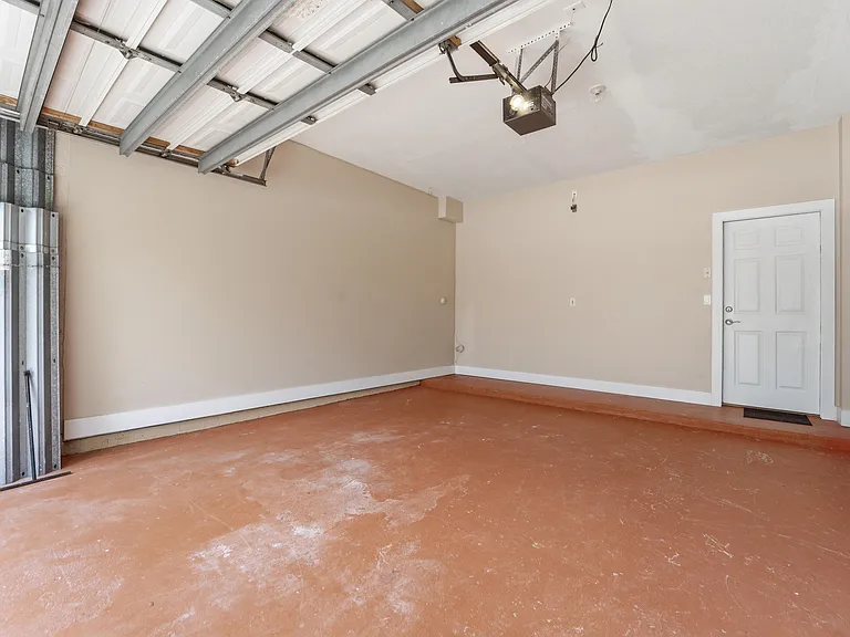 1780 Pierside Cir — Photo 17