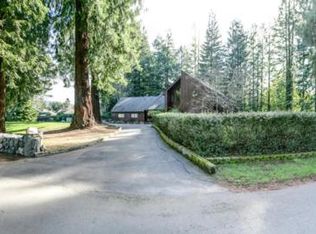 235 Country Club Dr, Fortuna, CA 95540