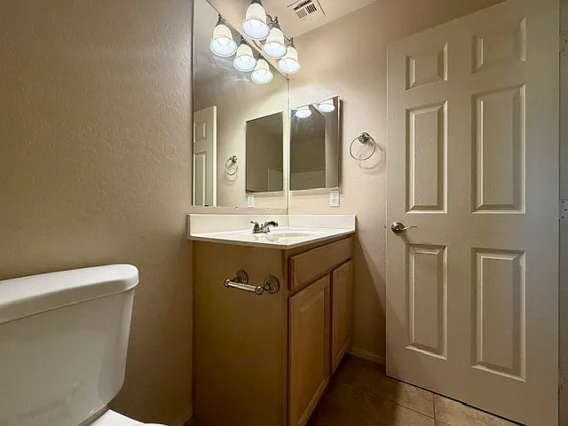 11624 N 151st Ln — Photo 14