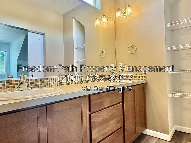 6622 N Cornwall St — Photo 15