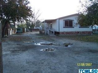 511 W Wade Ave, Tulare, CA 93274