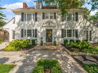 1814 Roxbury Rd, Upper Arlington, OH 43212