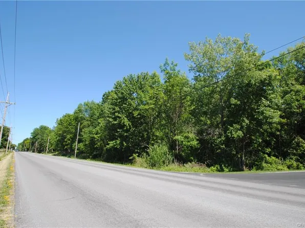 1345 Shoecraft Rd, Webster, NY 14580