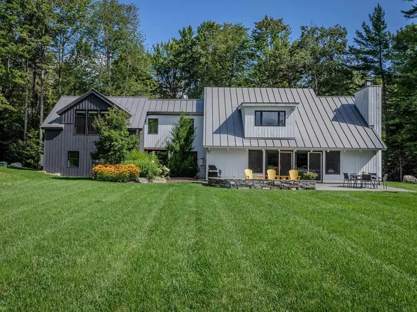 11 Spruce High Road, Winhall, VT 05340