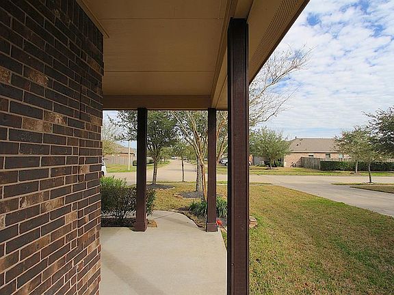 4th image of 6626 Hawkins Hill Ln