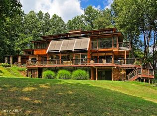 10817 Windermere Ln, Fairfax Station, VA 22039