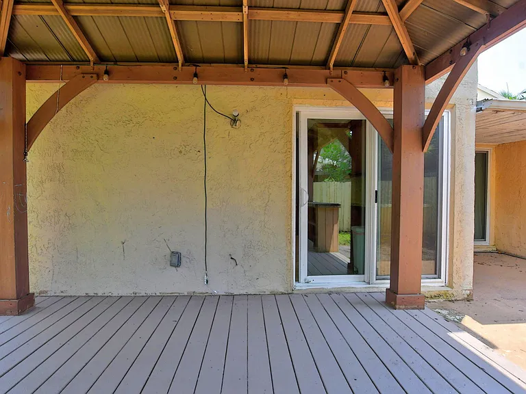 7813 Kenway Pl W — Photo 47