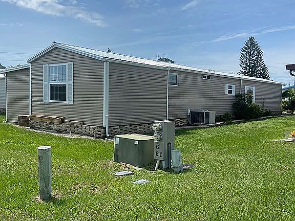 4th image of 1140 Whisper Lake Blvd N