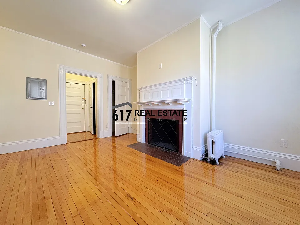 2 Ware St #111
