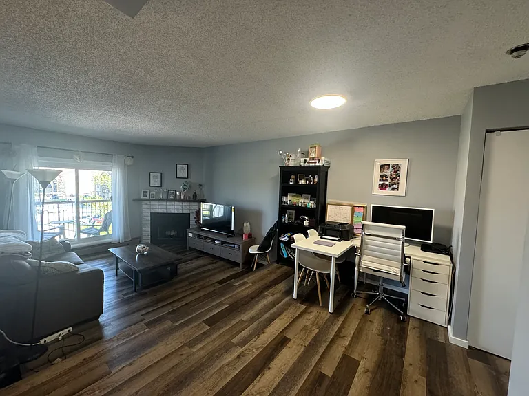 201 Victor Lewis Dr — Photo 7