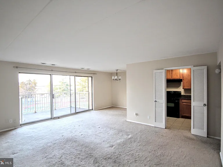 2610 Indian Dr #2B — Photo 13