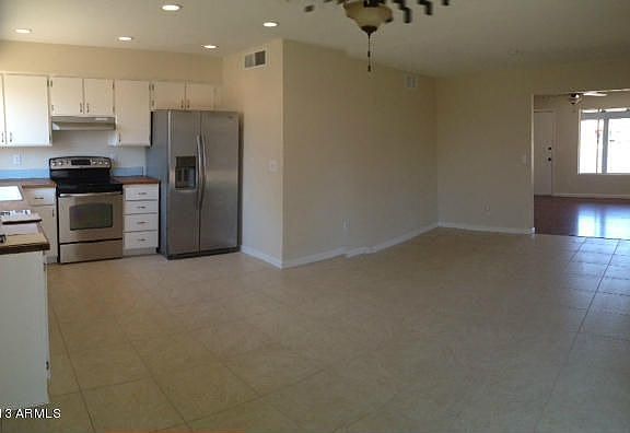 3rd image of 3719 E Sweetwater Ave