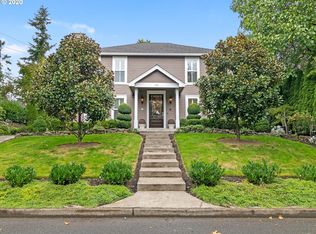 2009 SW Luradel St, Portland, OR 97219