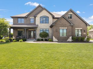 2057 Water Chase Dr, New Lenox, IL 60451