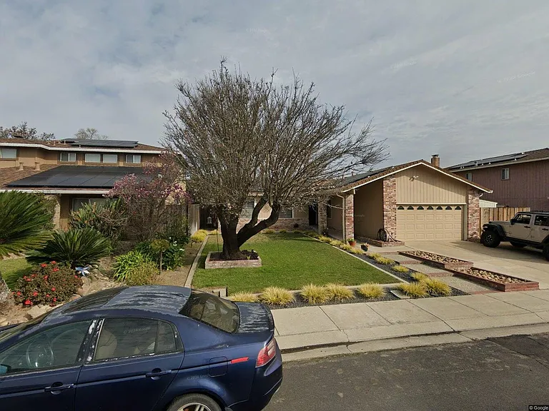 1417 Sextant Way — Photo 1