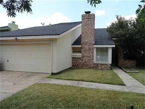 2nd image of 12942 Knotty Glen Ln