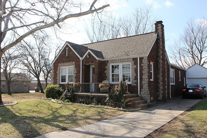 1434 South College Ave