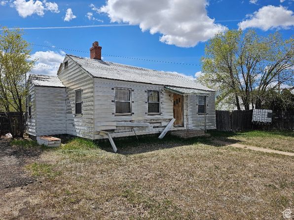 172 Grassy Trl, East Carbon, UT 84520