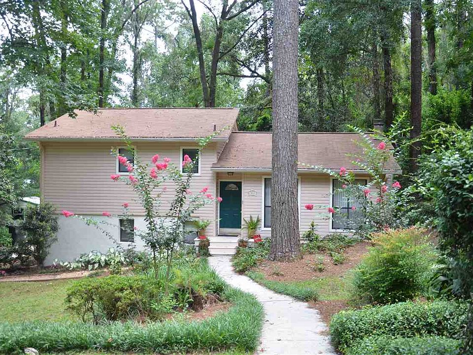 1st image of 1911 Sherwood Dr