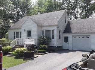 310 Miller Rd, Getzville, NY 14068