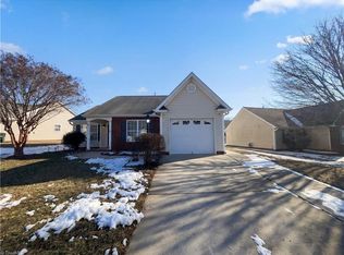 5757 Fox Chase Dr, Winston Salem, NC 27105