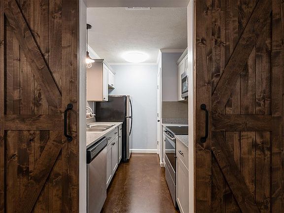 5th image of 2815 Lineville Dr APT 101