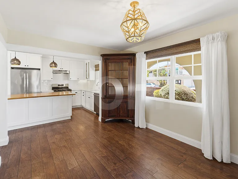 1220 Mandalay Beach Rd — Photo 19