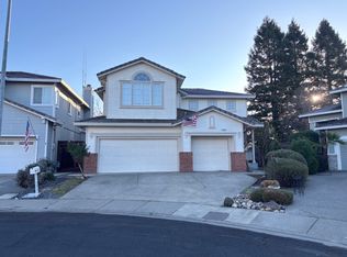 1535 Mathias Pl, Rohnert Park, CA 94928