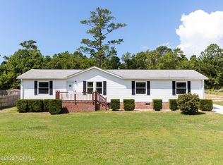 268 Moores Landing Rd, Hampstead, NC 28443
